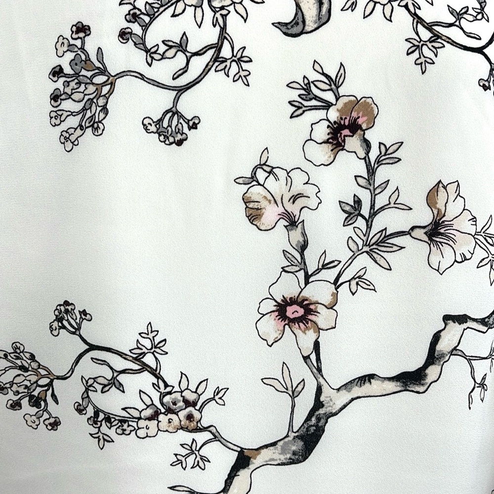 WHBM FLORAL PRINT BLOUSE - Picture 9 of 11